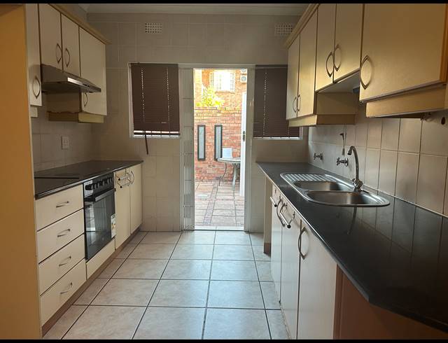 3 BEDROOM SIMPLEX TO LET IN UMTENTWENI